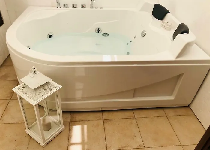 Corte Bianca Monopoli